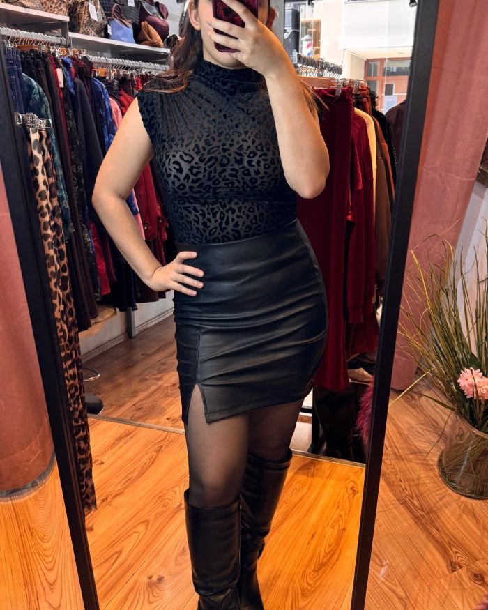 Mini leather skirt